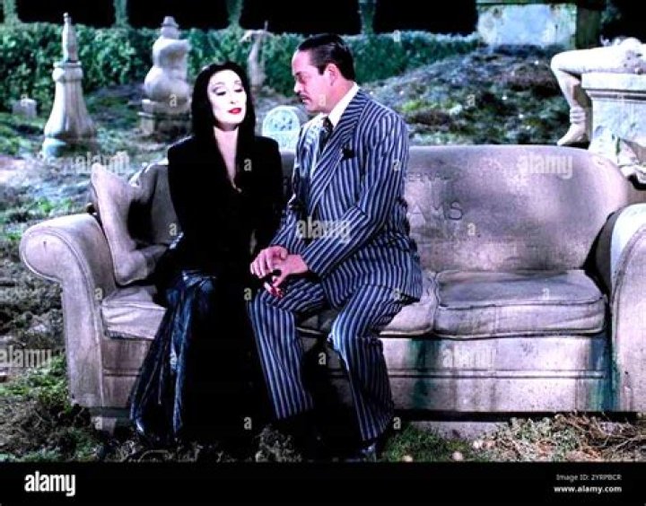 Anjelica Huston and Raul Julia Relationship in Real Life: A Look Beyond the Screen