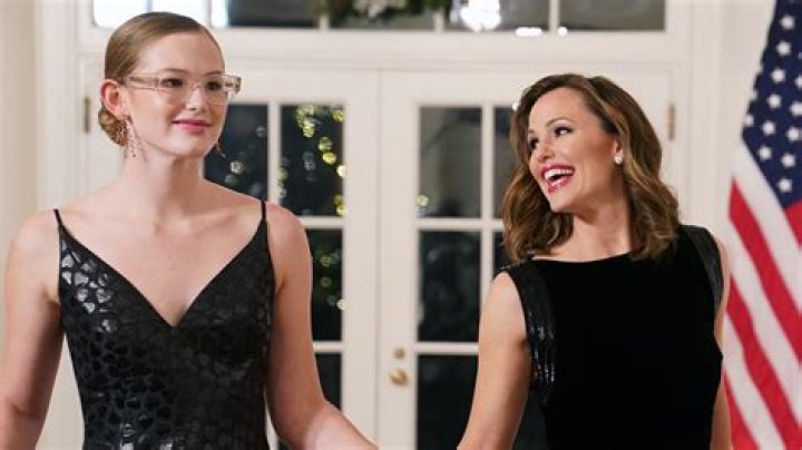 Are Jennifer Garner and James Garner Related? Unpacking a Common Hollywood Question