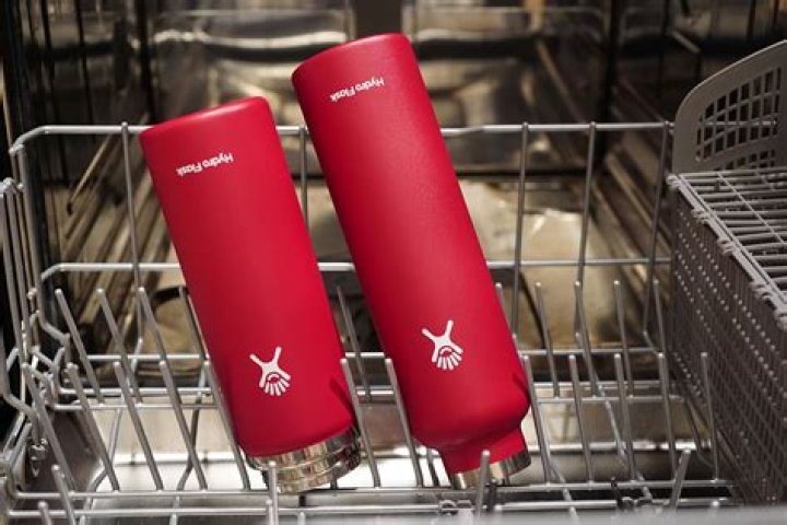 Are S'well Bottles Dishwasher Safe? No!