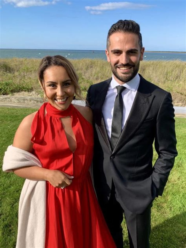 Is Ali Vitali Married? Unpacking the Personal Life of the Esteemed Journalist