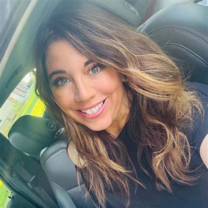 Is Kip Moore Married? Wife, Relationships & More
