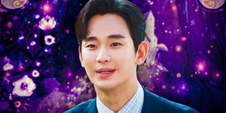 Kim Soo-hyun: Unpacking the Journey of a South Korean Star