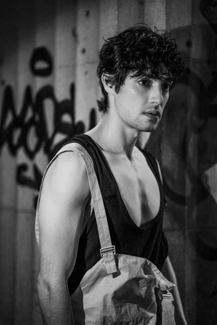 Sebastian Dante: Discover the Young Actor Making Waves in Mexican Entertainment