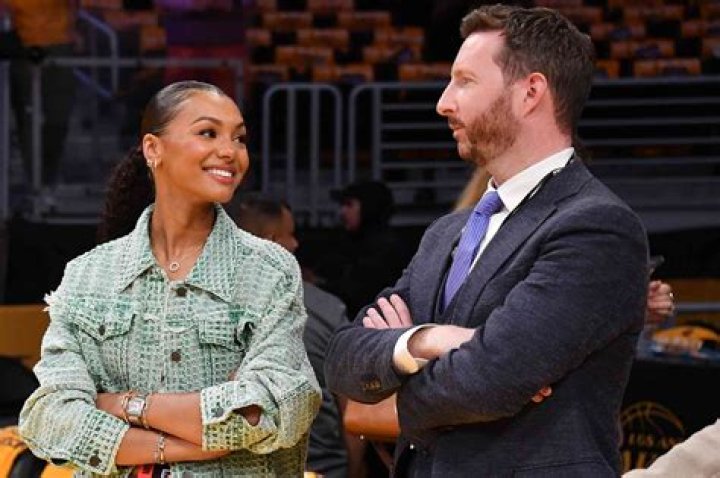 Understanding Dave McMenamin: A Key Voice in NBA Coverage